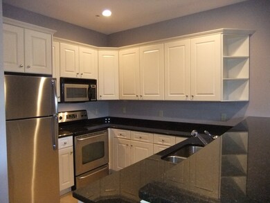 188 Summer St unit 16, Weymouth, MA 02188 - photo 3