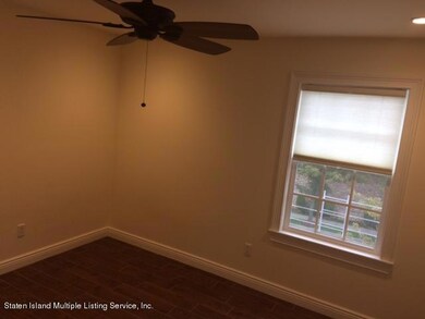12 Oswego St, Staten Island, NY 10301 - photo 2