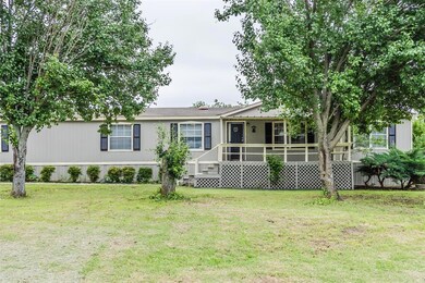 4401 Kristy Ct, Granbury, TX 76049 - photo 4