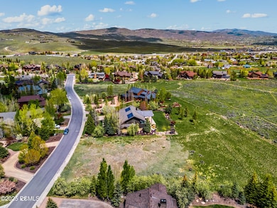 5795 Mountain Ranch Drive-12