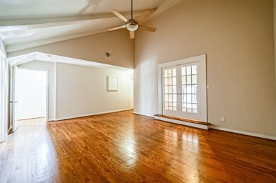 2840 Bellefontaine St, Houston, TX 77025 - photo 7