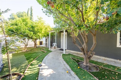16038 Hartland St, Van Nuys, CA 91406 - photo 7