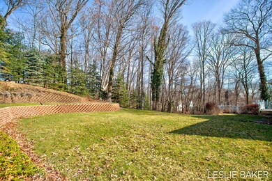 5-web-or-mls-225-beth-st