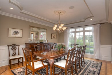 Formal Dining Room with Tray Ceiling