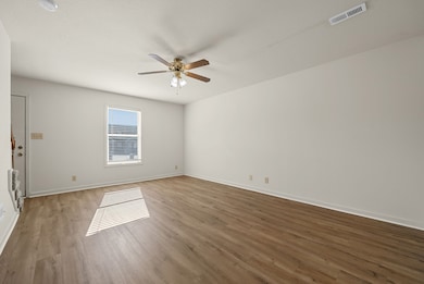 507 Peachers Dr unit B, Clarksville, TN 37042 - photo 3