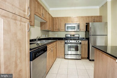 12929 Centre Park Cir unit 417, Herndon, VA 20171 - photo 6