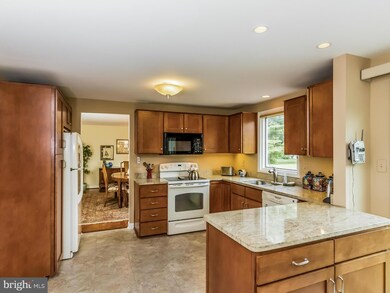 20729 Bell Bluff Rd, Gaithersburg, MD 20879 - photo 5