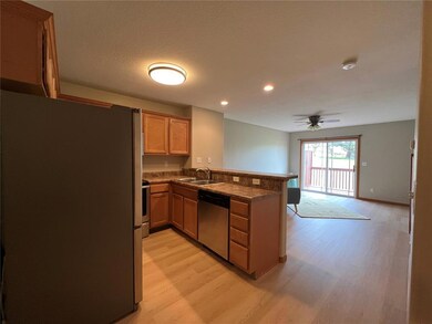 3720 37th Ave SW unit C, Cedar Rapids, IA 52404 - photo 4