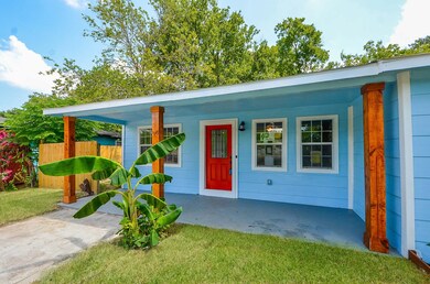 6143 Cavanaugh St, Houston, TX 77021 - photo 2
