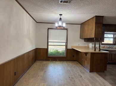 111 Parkwood, Teague, TX 75860 - photo 5