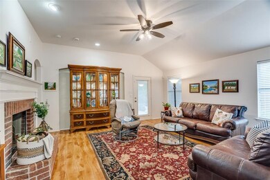 1212 Chestnut Hill Dr, Wylie, TX 75098 - photo 4