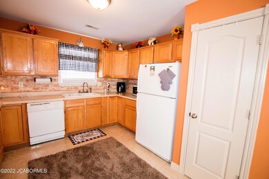 6 KITCHEN (3)