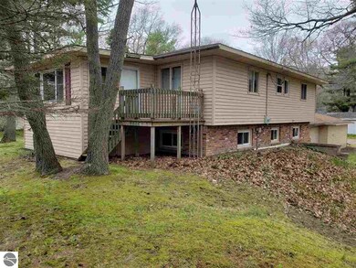 1023 S 10th St, Au Gres, MI 48703 - photo 3
