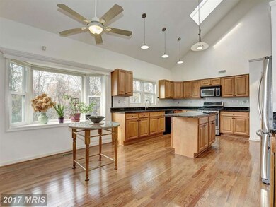 15534 Ambiance Dr, North Potomac, MD 20878 - photo 4
