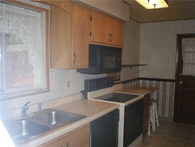 227 5th Ave, New Kensington, PA 15068 - photo 6