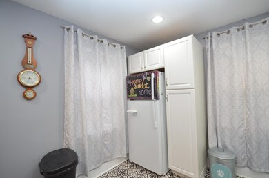 10-12 Dismukes St, Kittery, ME 03904 - photo 4