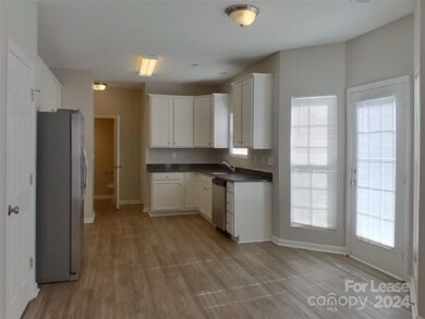 2118 Taras Trace Dr, Statesville, NC 28625 - photo 4