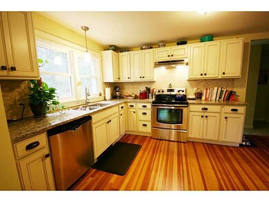 31 Hathaway Ln, Wakefield, RI 02879 - photo 6