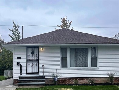 One-floor living in Maple Heights