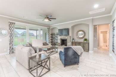 9025 N 65th Place E, Owasso, OK 74055 - photo 6