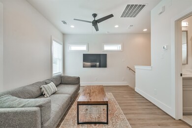 803 Tabor St unit A, Houston, TX 77009 - photo 6