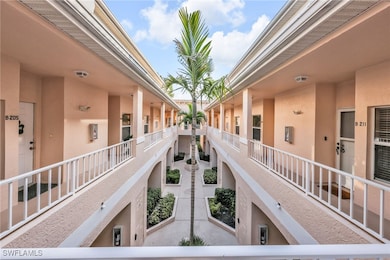 1044 Woodshire Ln unit 211, Naples, FL 34105 - photo 4