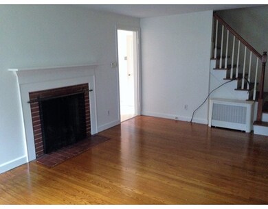 54 Brighton St, Springfield, MA 01118 - photo 6