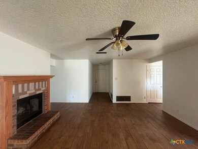 3804 Captain Dr, Killeen, TX 76549 - photo 4