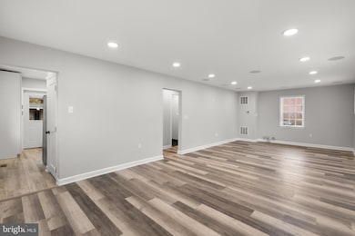 201 Washington Grove Ln, Gaithersburg, MD 20877 - photo 4