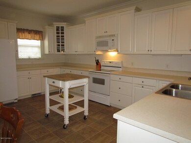 2703 Corey Ct, Winterville, NC 28590 - photo 7