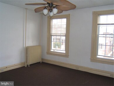 818 N Front St unit 2, Reading, PA 19601 - photo 5