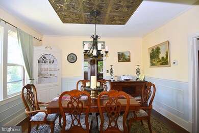 2 Warren St, Berkeley Springs, WV 25411 - photo 5