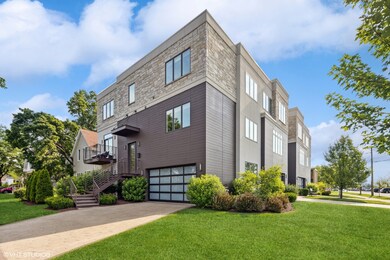 257 W 1st St, Elmhurst, IL 60126 - photo 2