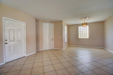 5769 Azalea Cir, West Palm Beach, FL 33415 - photo 4