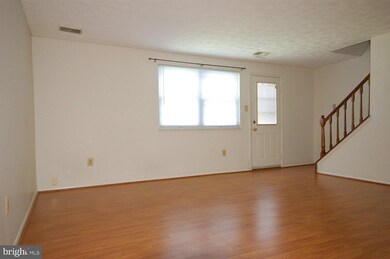 8311 Sperry Ct, Laurel, MD 20723 - photo 3