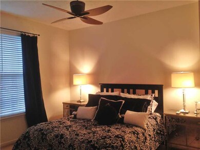 12793 Barons Ct, Fishers, IN 46037 - photo 4