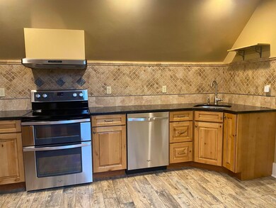 341 Court St unit 3, Keene, NH 03431 - photo 2