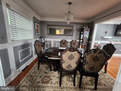 18324 Nob Hill Dr, Triangle, VA 22172 - photo 7