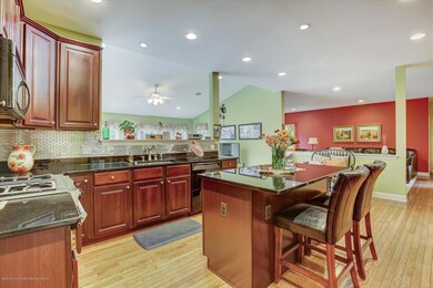 11-Kitchen