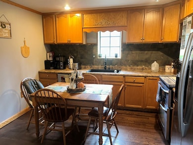 1762 Cranberry Rockland Rd, Kennerdell, PA 16374 - photo 3