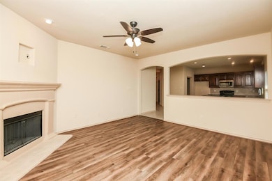 1013 Jodie Dr, Weatherford, TX 76087 - photo 3