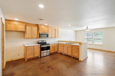 13001 Owen Ln unit 13005, Thackerville, OK 73459 - photo 5