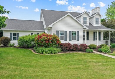 1379 Graystone Ct, de Pere, WI 54115 - photo 2