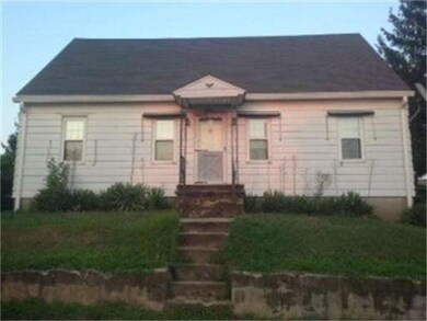 182 Lakeview Ave, Ludlow, MA 01056 - photo 2