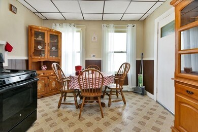 32 Dracut St unit 34, Lawrence, MA 01843 - photo 4