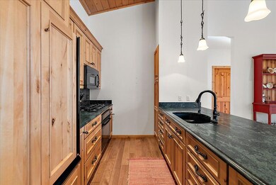 08-43162 Whispering Pines Path, Coloma,