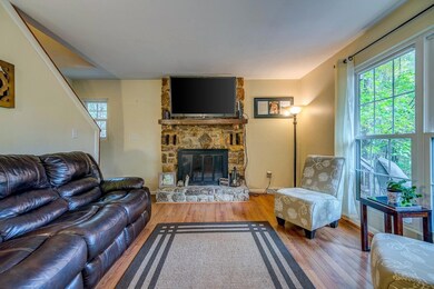 007-292209-7107 Raspberry Lane-10_704109