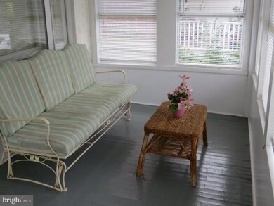 1018 Bartram Ave, Darby, PA 19023 - photo 3