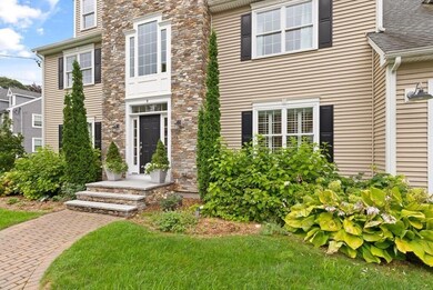 9 Lexington St, Burlington, MA 01803 - photo 4