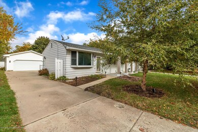 1316 Mark Twain Dr, Lansing, MI 48911 - photo 2